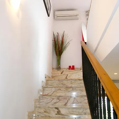 La Morera Nyaraló